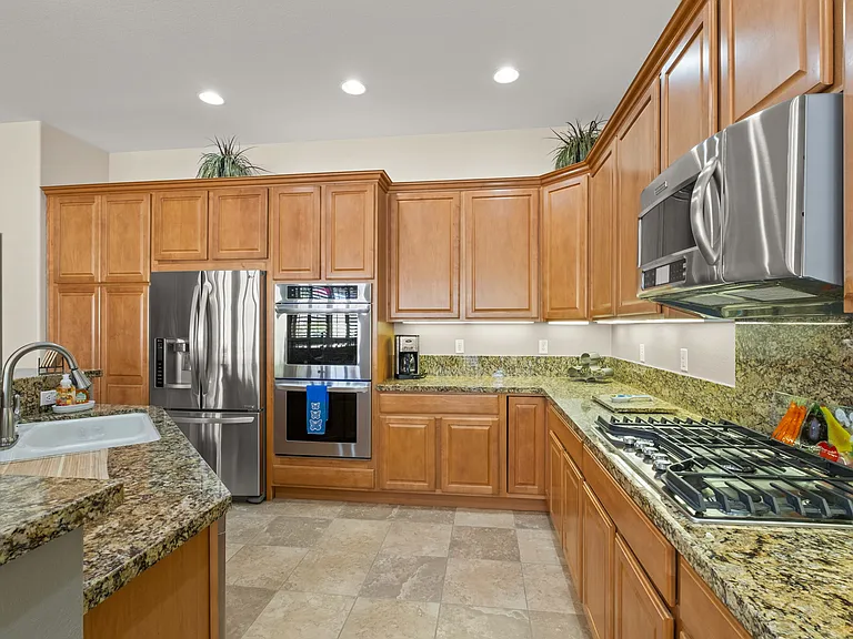 80592 Avenida Santa Eugenia — Photo 10