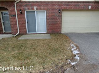 12672 2nd Ave S, Southgate, MI 48195