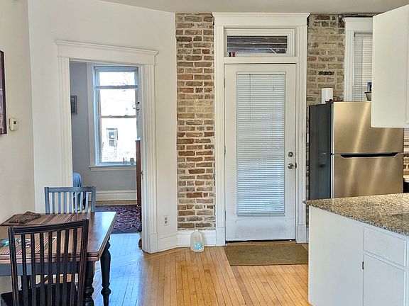 5th image of 1720 N Honore St #2