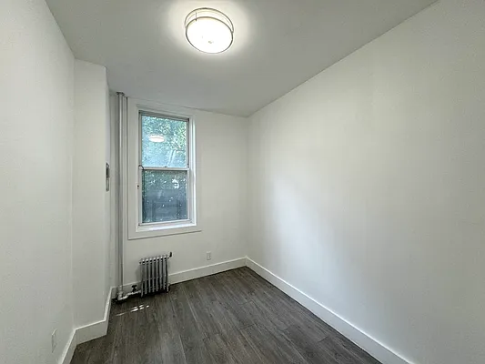 Rented by Pear NYC LLC | media 29