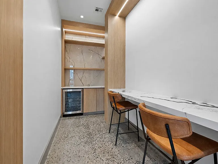 2715 Fulton St #203 — Photo 15