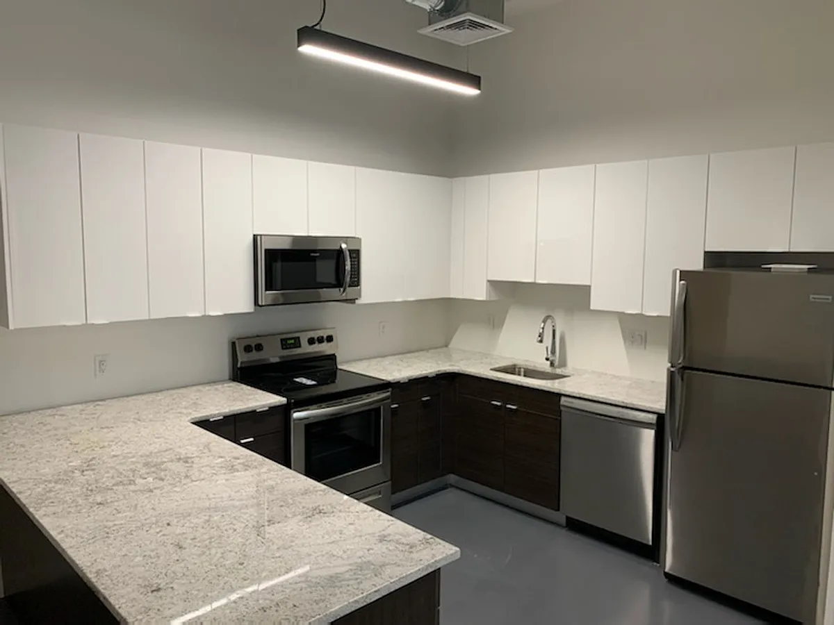 Building Photo - 1710 N 5th St #5