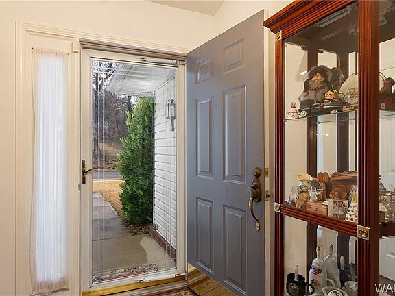 4th image of 6134 Birchwood Ave