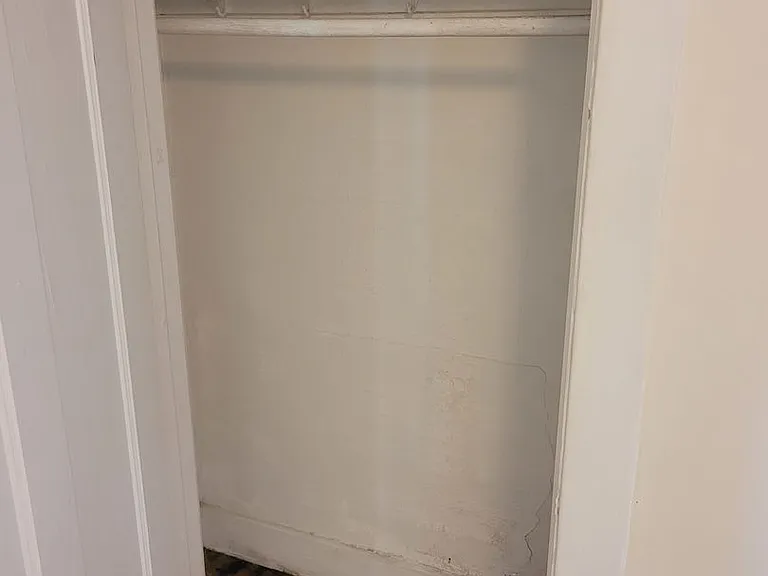 Cass Street Apartments — Photo 38