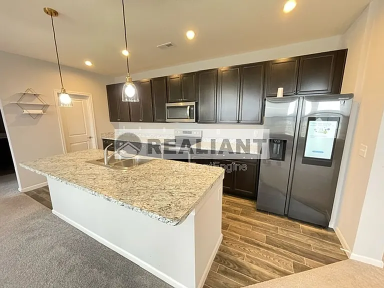 1373 Rubyhill Ln — Photo 20