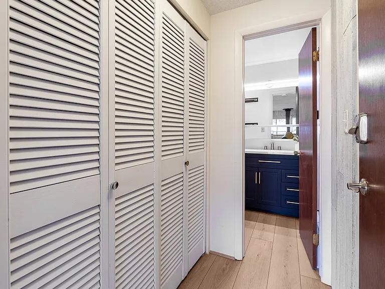 700 S Monarch St #207 — Photo 9