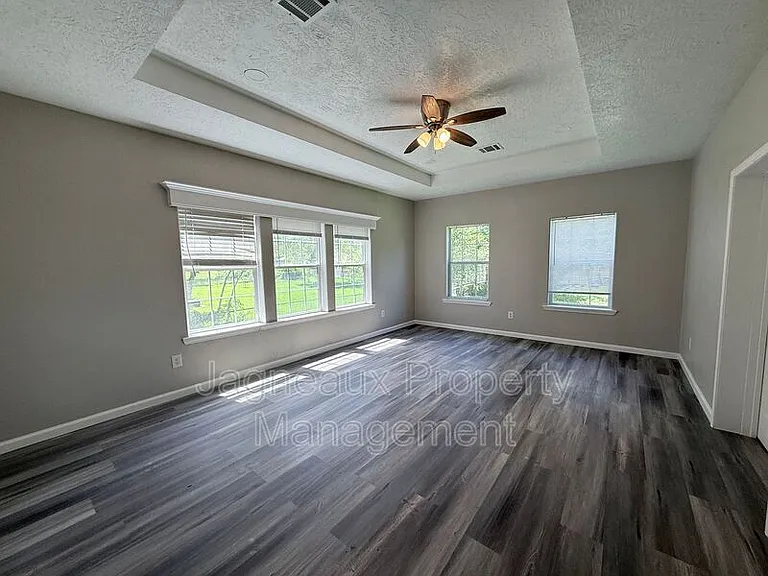 816 Shady Ln — Photo 11