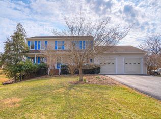 104 Smyth Dr, Radford, VA 24141