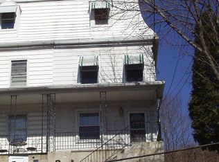 518 E Arch St, Pottsville, PA 17901