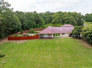 104 Lake Ridge Dr, Searcy, AR 72143