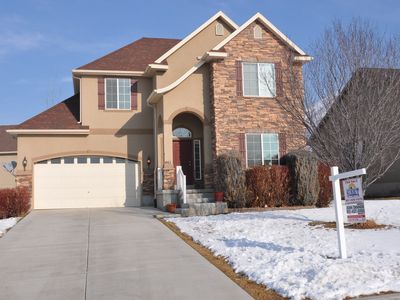 461 E Apple Grove Ln, Pleasant Grove, UT, 84062