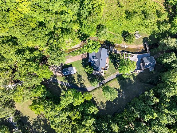 11th image of 7741 Caney Fork Rd