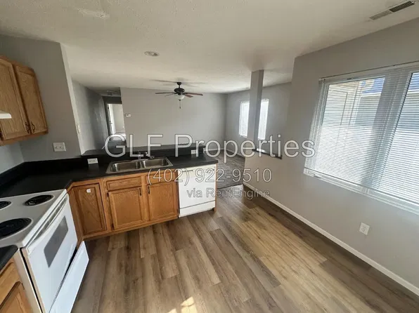 210 Shugart St, Beatrice, NE 68310