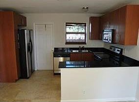 4th image of 1200 NE 5th Terrace #4