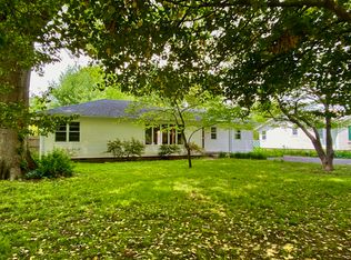 2043 S Windsor Dr, Springfield, MO 65807