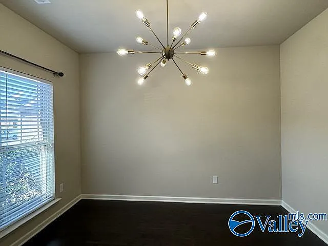 140 Clydesdale Ln — Photo 6