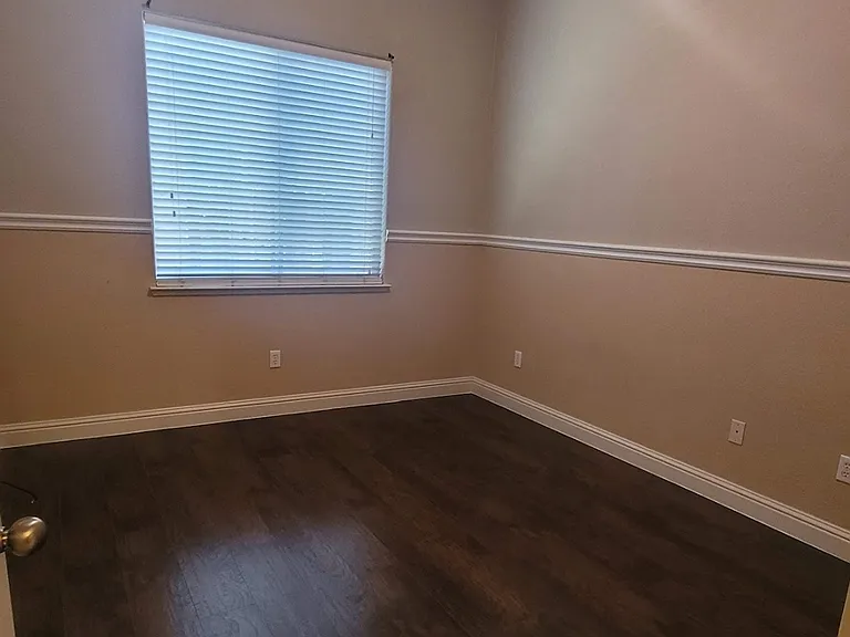 5606 Peach Tree Dr — Photo 8