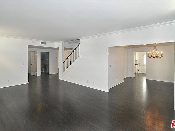 5th image of 420 S Spalding Dr