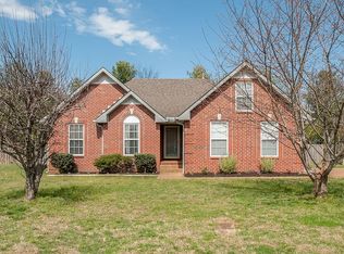1613 E Blairmont Dr, Lebanon, TN 37087