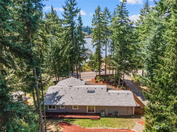 192 Gold Creek Road NW, Bremerton, WA 98312