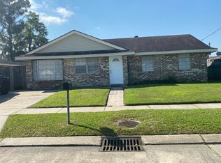 2948 Cardinal Dr, Marrero, LA 70072