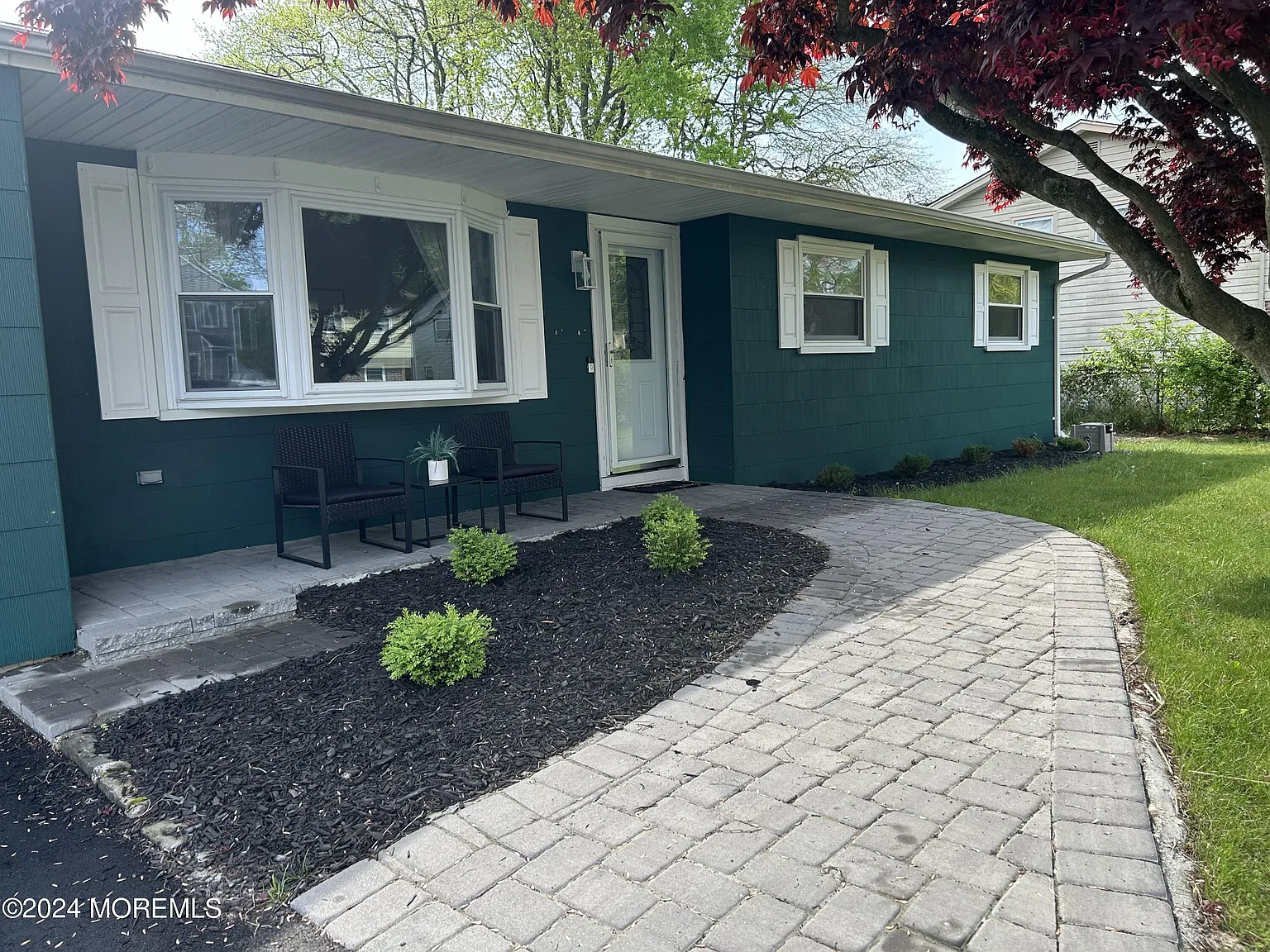 799 Linden Road photo 1