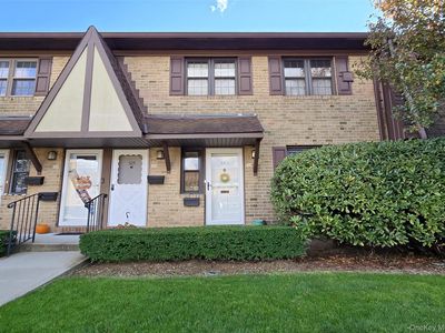 324 Mariners Way, Copiague, NY, 11726