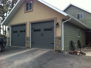 111 Pine Ridge Rd, Moorcroft, WY 82721