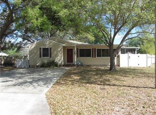 441 Rotary Pl NE, Saint Petersburg, FL 33703