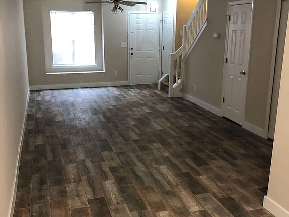 Open Space Living Room / Dining Room