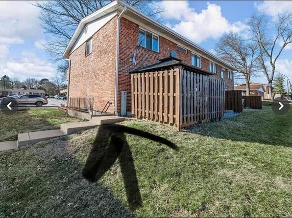 10622 Carroll Wood Way, Saint Louis, MO 63128