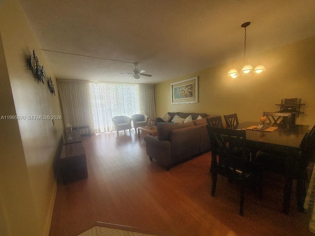 Meadowbrook Towers Condo — Photo 3