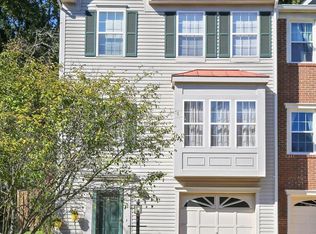 7710 Shadowcreek Ter, Springfield, VA 22153