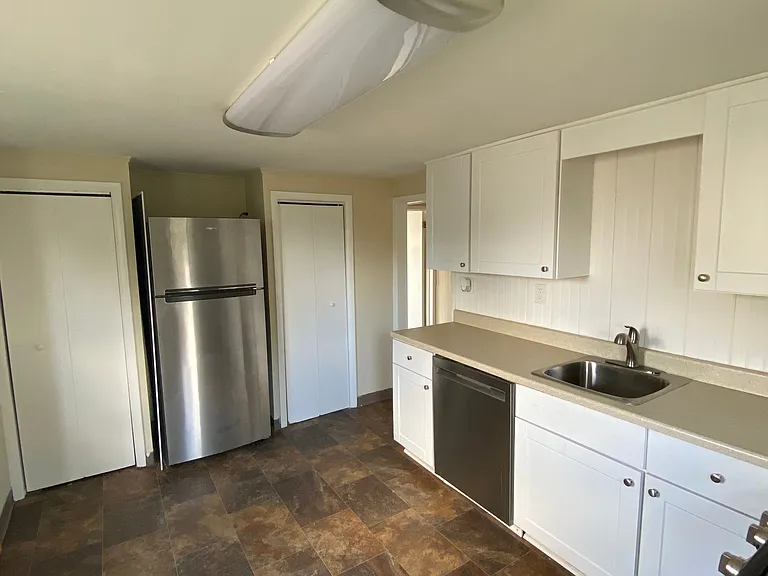 115 Mantua Blvd #B — Photo 13