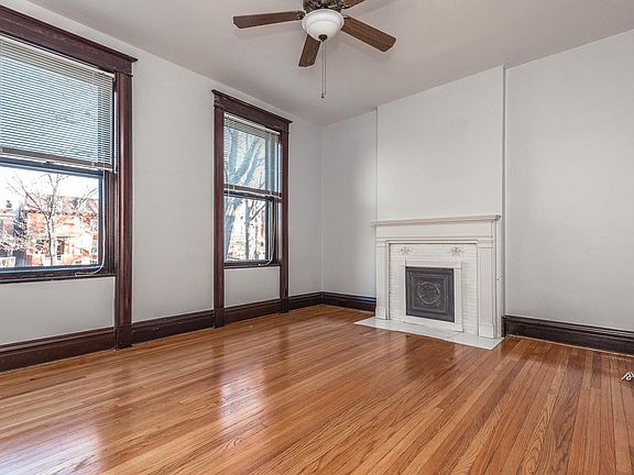 3rd image of 3822 Utah Pl