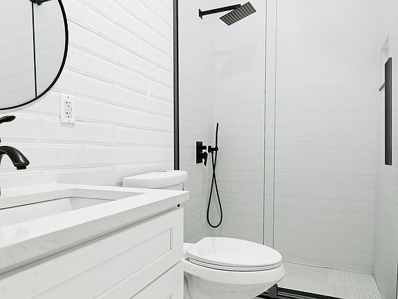 5th image of 1251 Decatur St #1