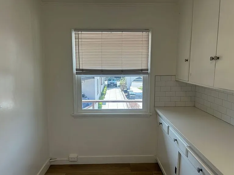 1235-1237 Virginia Ave #1235-A — Photo 9