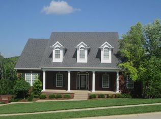8807 Duck Crossing Ln, Louisville, KY 40291