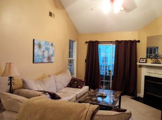 1 Forest Glen Cir #16, Middletown, CT 06457