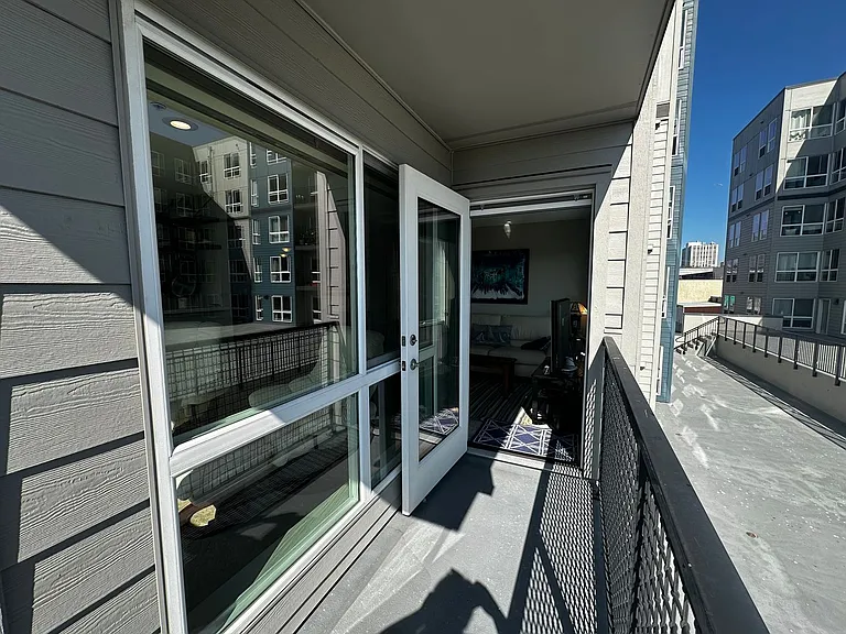 2818 Grand Ave #308 — Photo 39