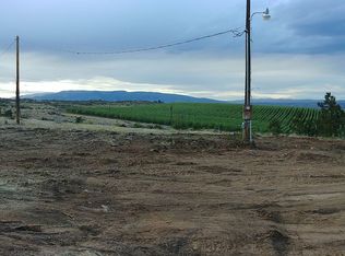 8715 Scenic Dr, Yakima, WA