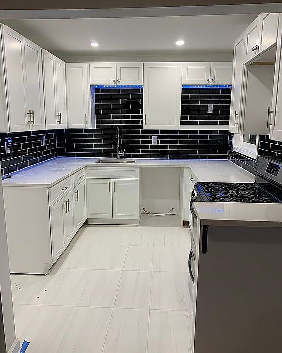 1st image of 2752 Suwanee Way SE