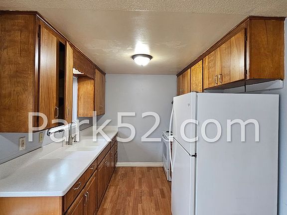 5th image of 2503 Bridgeport Way W #0