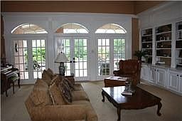 5th image of 2910 Bay Hollow Ct