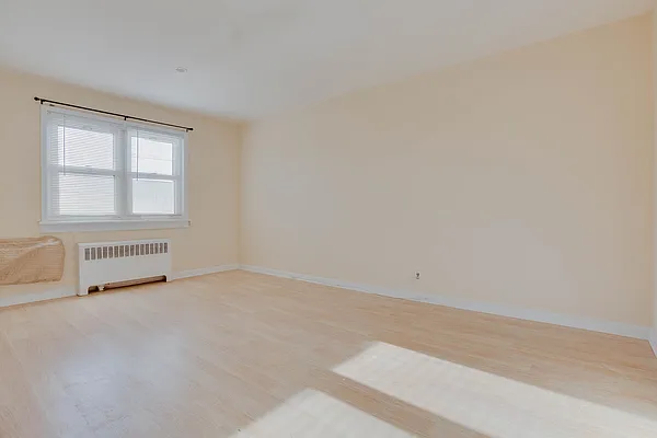 Rented by Compass | media 10