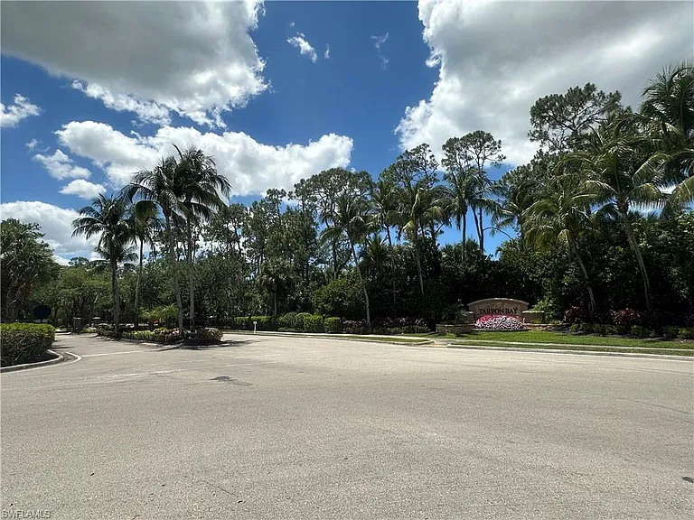 1634 Tarpon Bay Dr S #202 — Photo 29