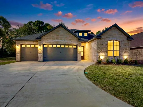 108 S Palomita Cir, Athens, TX 75751