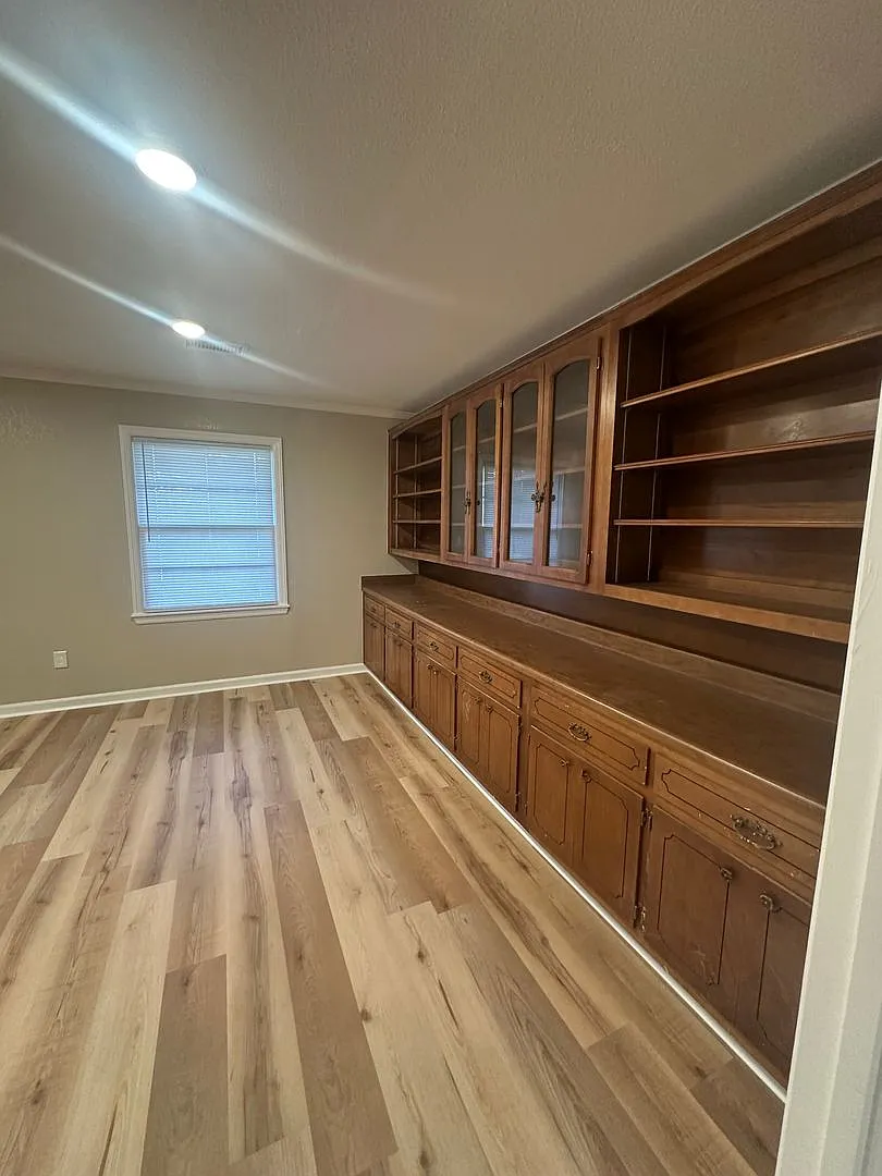3 Bed 2 Bath House with Carport — Photo 1