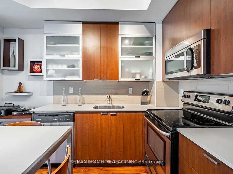 35 Hayden St #1501 — Photo 7