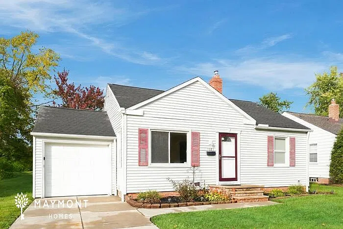 2 bed, 1.0 bath, 840 sqft, $1,545 — Photo 2